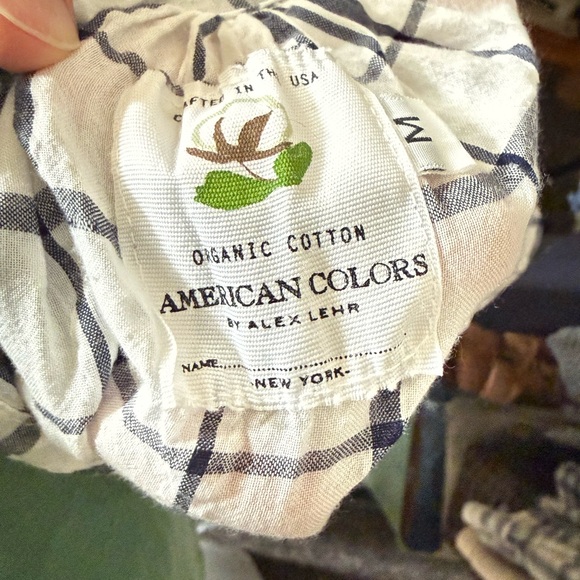American Colors | Airy White and Navy Organic Cotton Grid Top – Lightweight | S - Picture 3 of 11